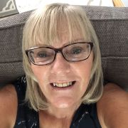 Lynne27