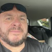 Carlos49