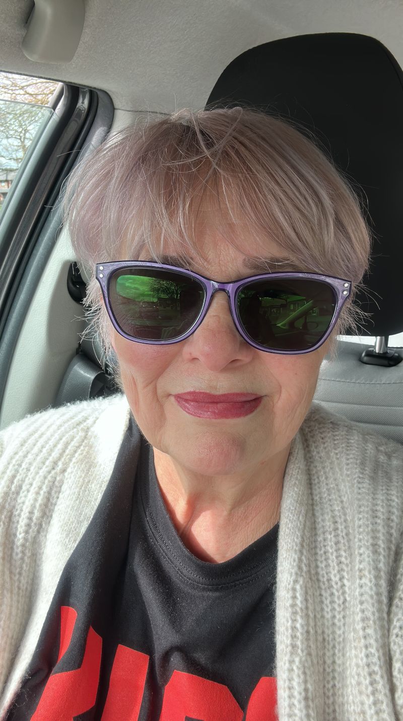 Suze56